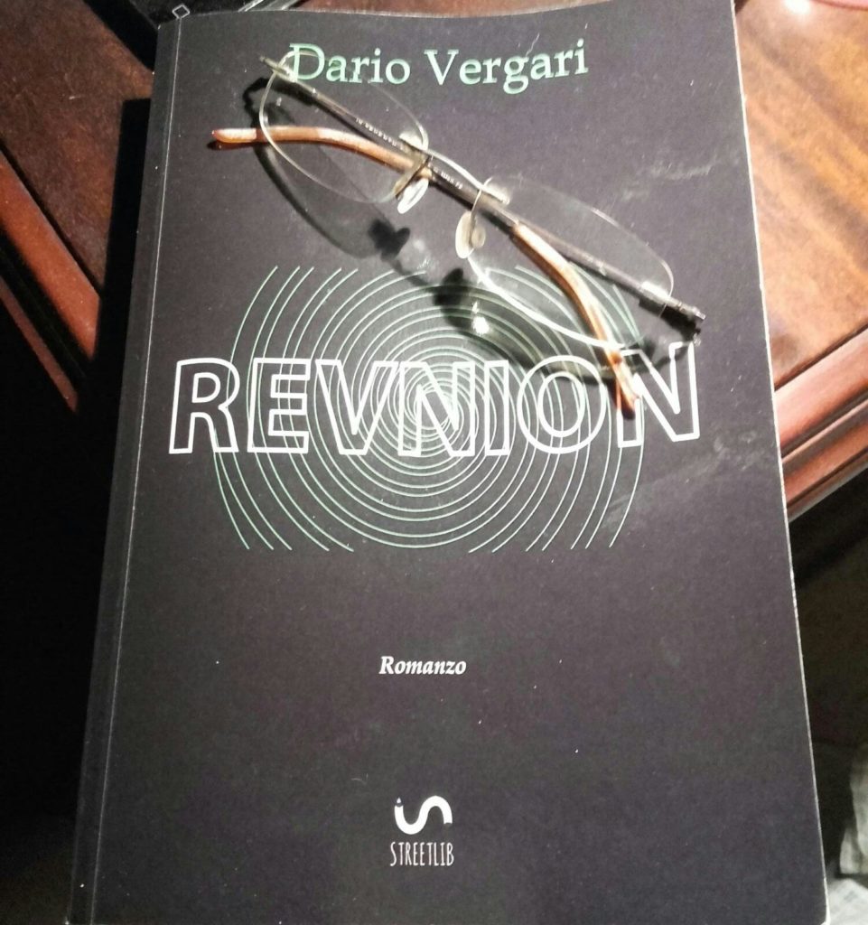 Copertina di Revnion
