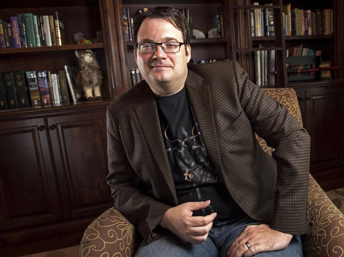 brandon sanderson