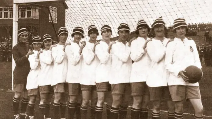 Squadra calcio femminile