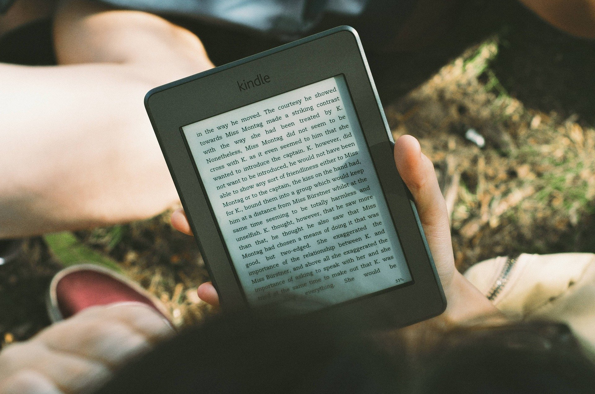 E-reader con display dedicato alla lettura