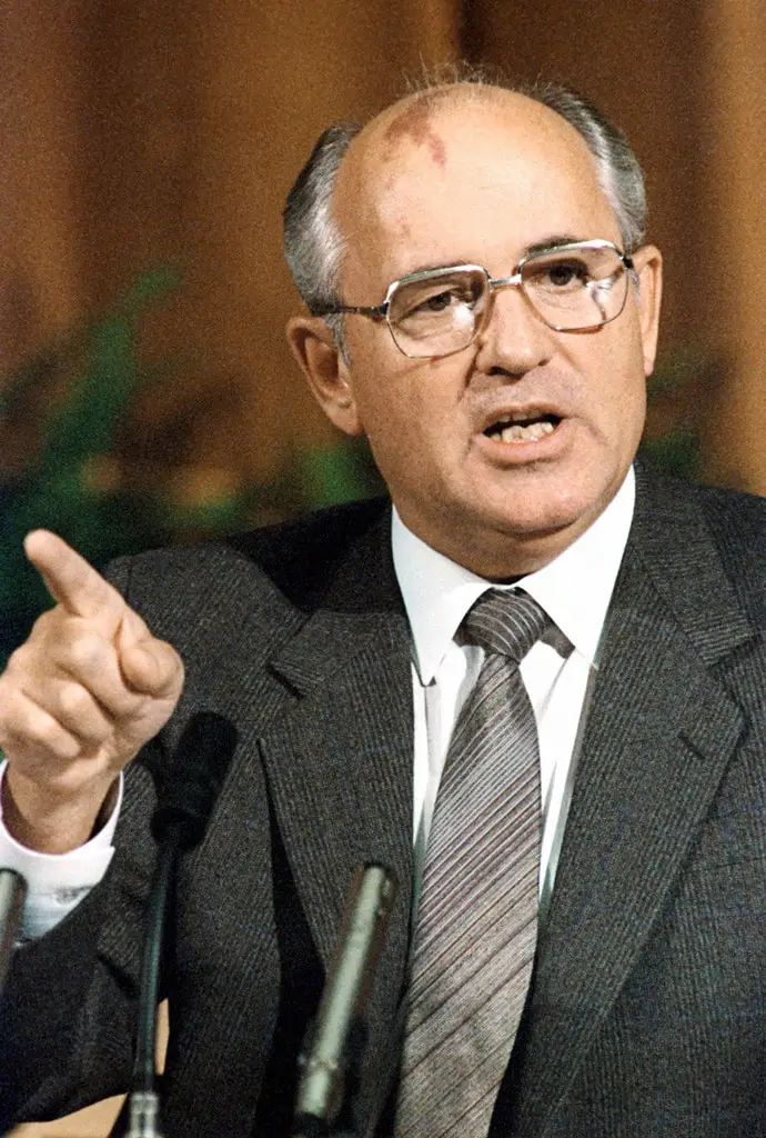 Michail Gorbaciov macchia rossa