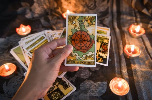 Carte dei tarocchi, base del sistema magico di Arcana Academy