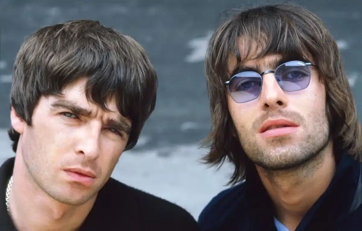 Lifestyle. Oasis: la storia della band che ha riscritto il rock britannico – in arrivo il libro The Masterplan di Kevin Cummins