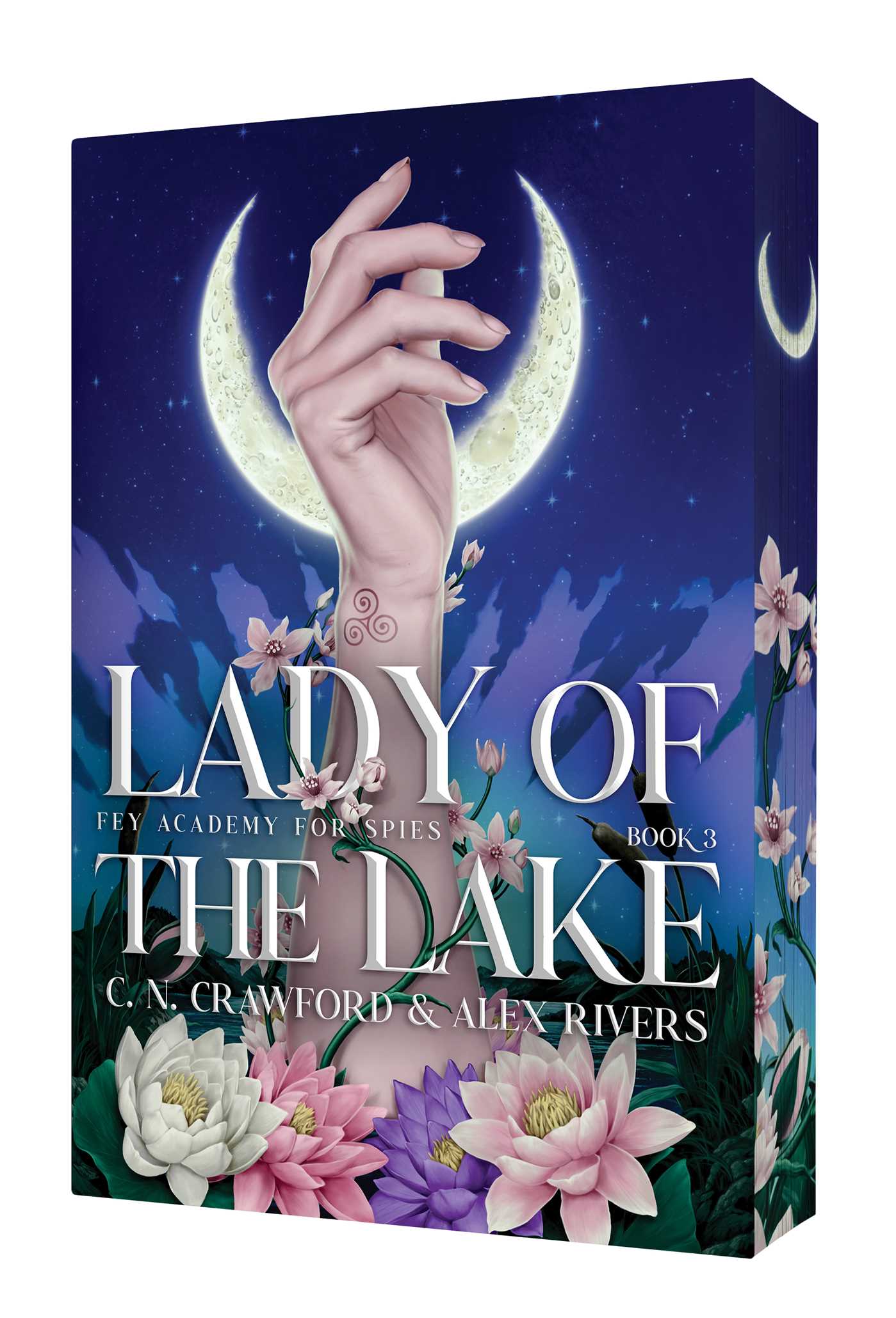 Copertina di Lady of the Lake, terzo libro di Fey Academy for Spies