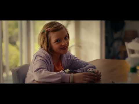 Bela nel film Mammina tratto da L'altra mamma