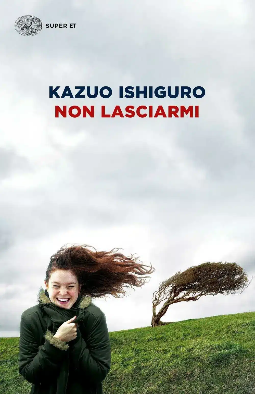Copertina di Non lasciarmi di Kazuo Ishiguro, edizione Einaudi Super ET